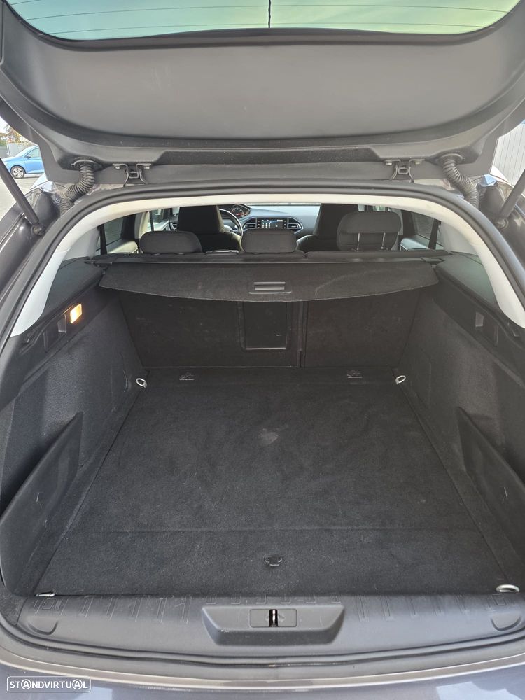 Peugeot 308 SW e-HDi 115 Stop & Start Allure - 21