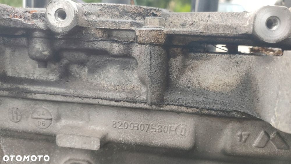 SILNIK SŁUPEK MEGANE II CLIO 1.4 16V K4JB - 10