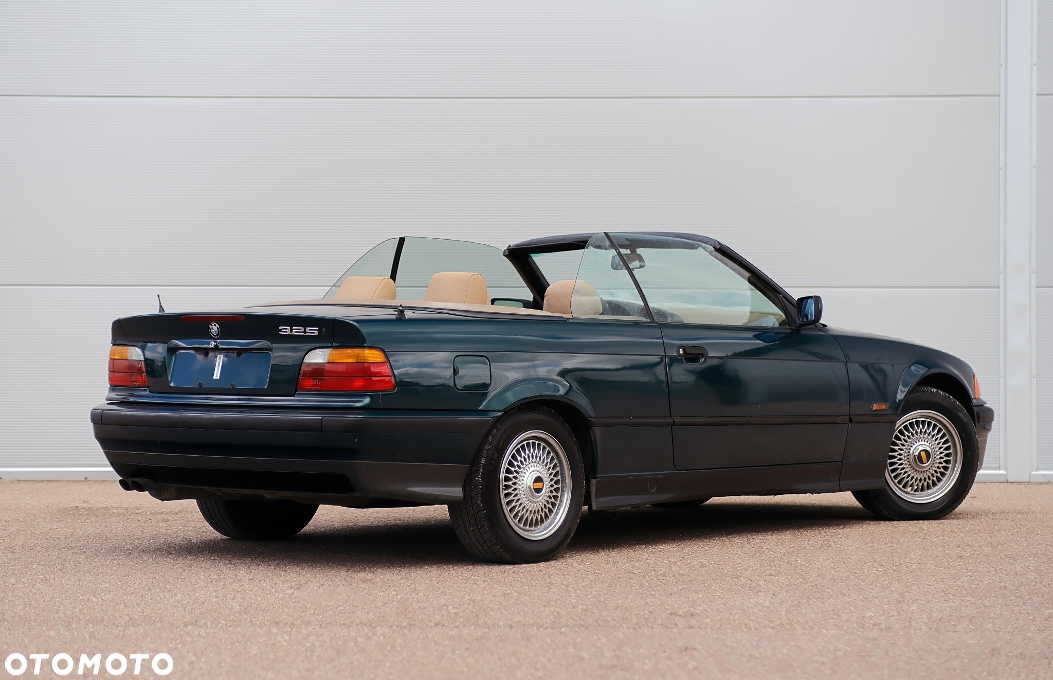 BMW Seria 3 325i - 5