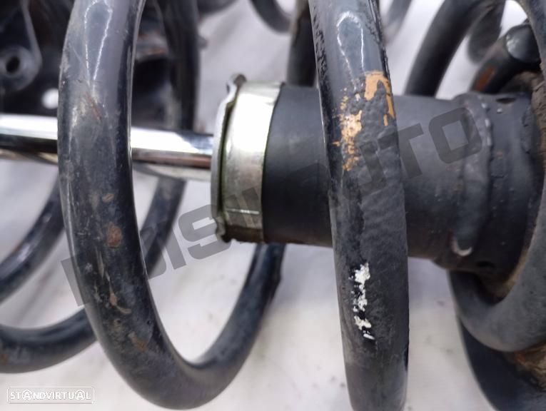Conjunto Amortecedores Frente  Audi A4 B5 (8d) [1994_2001] 1.9 - 5