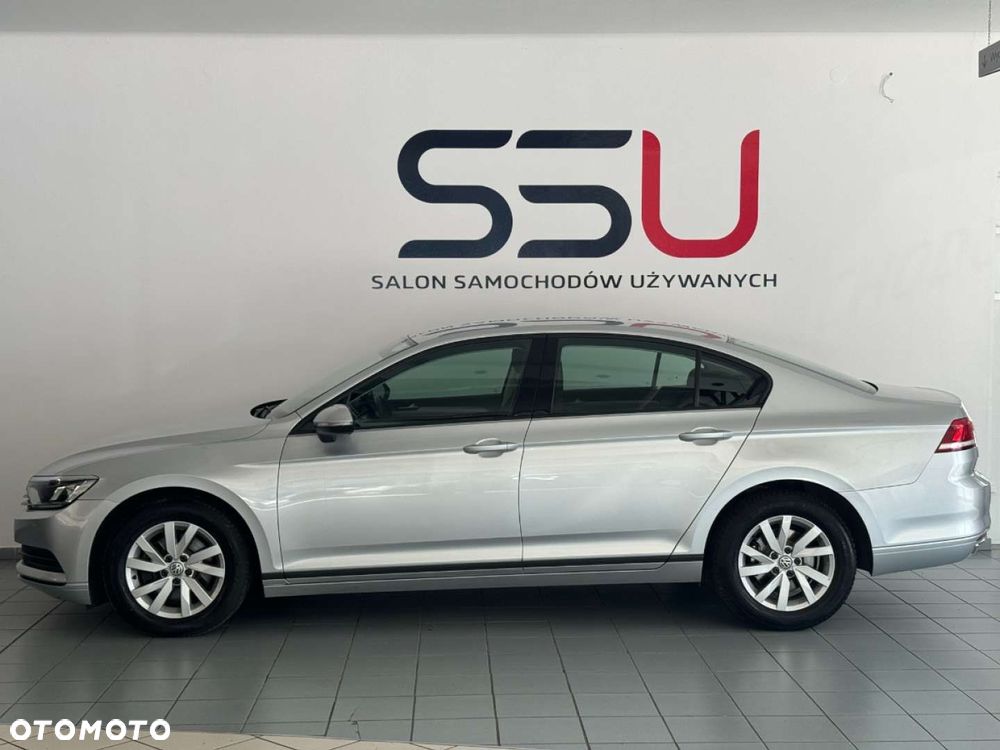 Volkswagen Passat 1.6 TDI BMT Comfortline - 16
