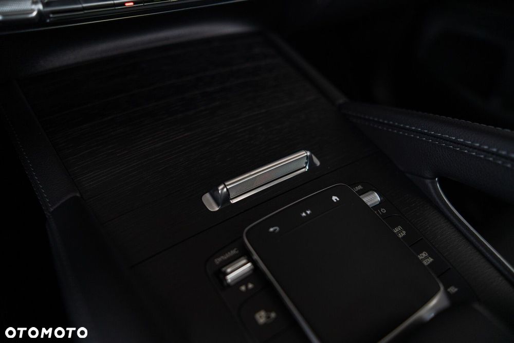 Mercedes-Benz GLE - 16