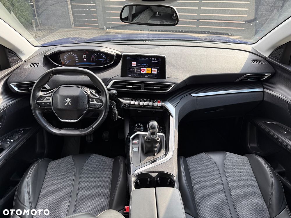 Peugeot 3008 PureTech 130 Stop & Start GPF Roadtrip - 28