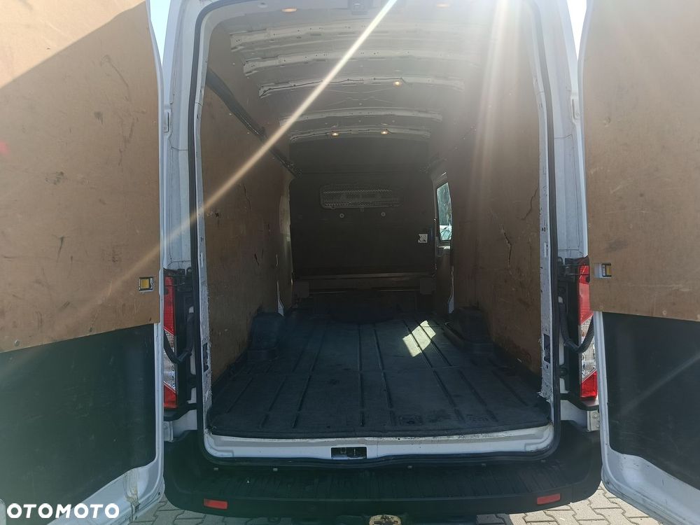 Ford Transit - 9