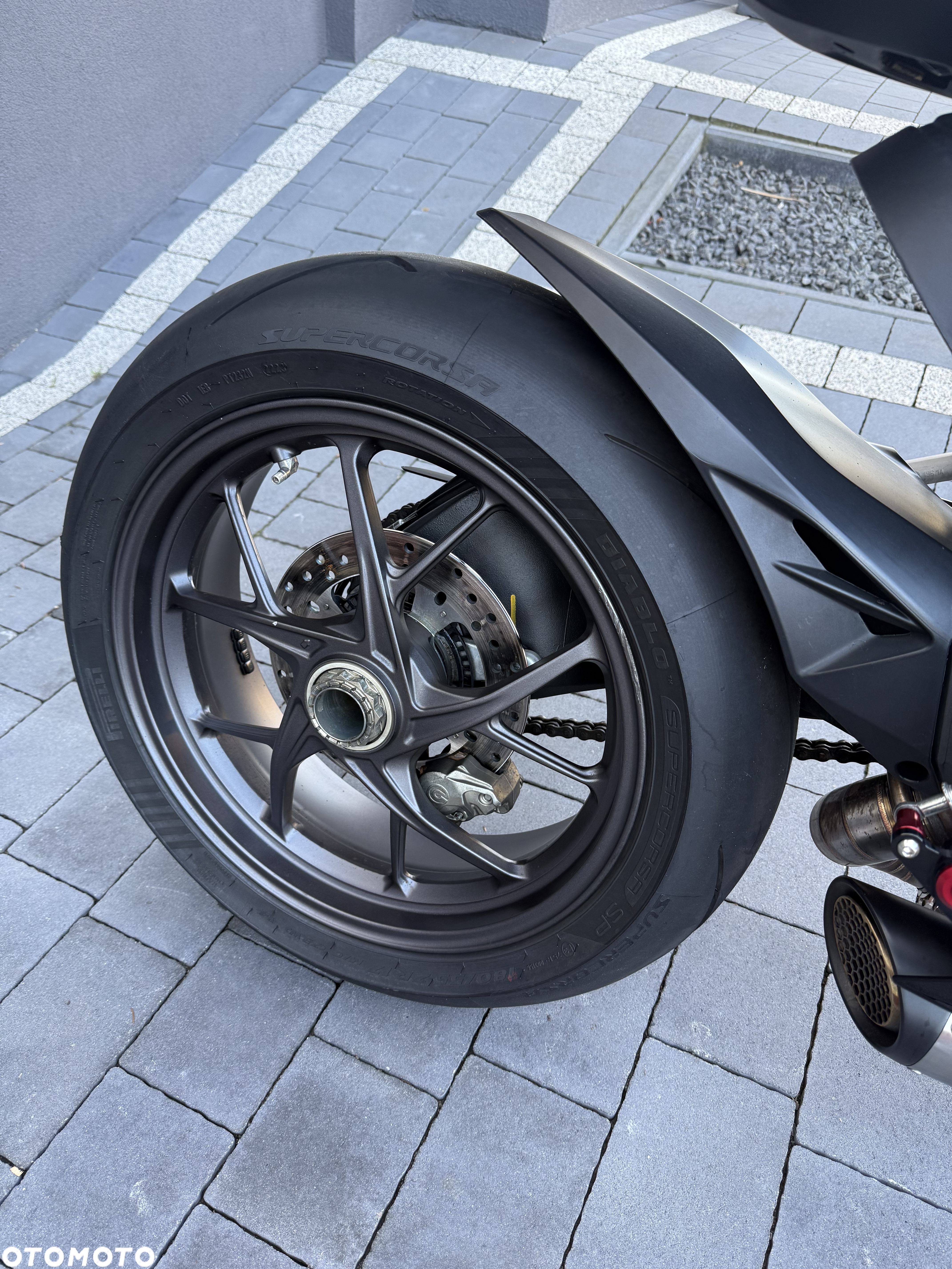 Ducati Panigale V2 - 7
