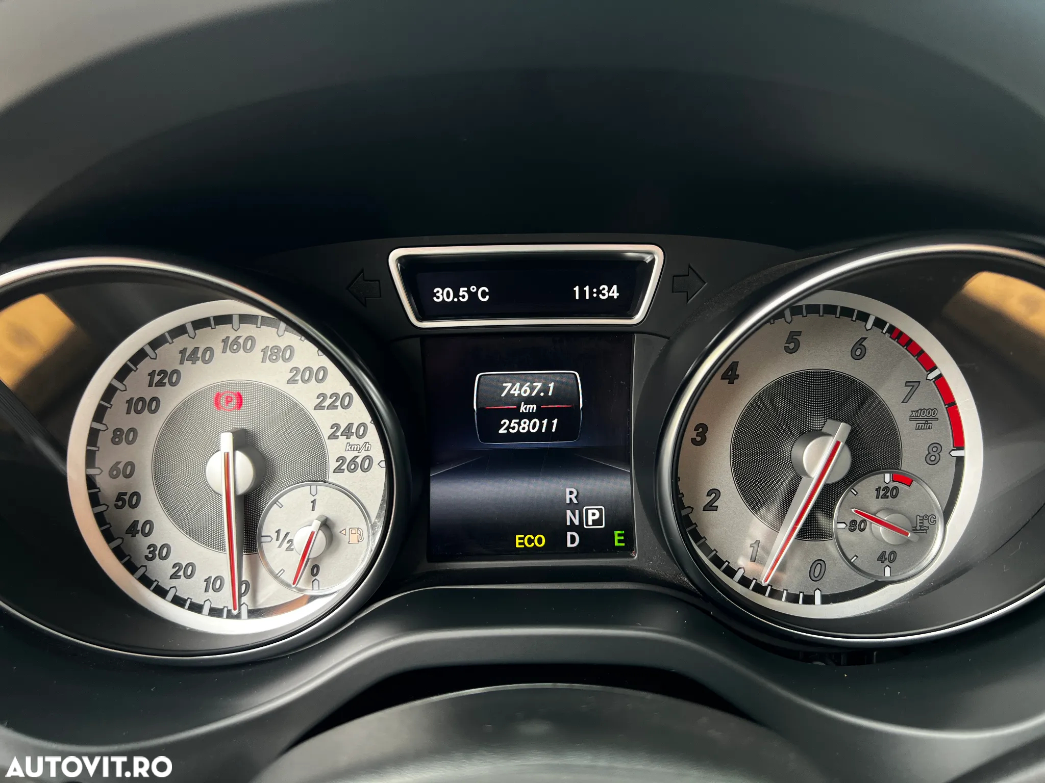 Mercedes-Benz CLA 250 4MATIC Aut. - 8