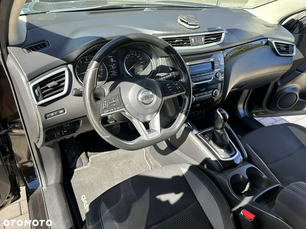 Nissan Qashqai 1.2 DIG-T N-Connecta Xtronic - 10