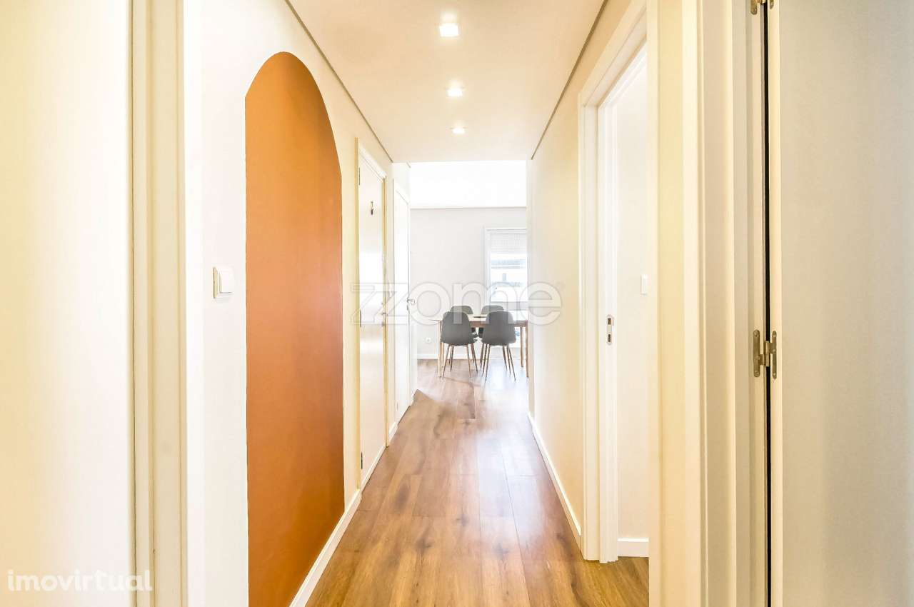 Apartamento T3 totalmente renovado e mobilado no centro da Maia - Grande imagem: 3/39