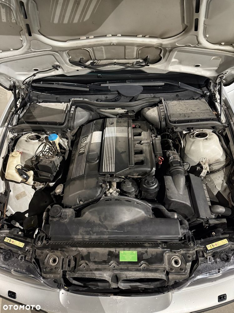 BMW Seria 5 - 10