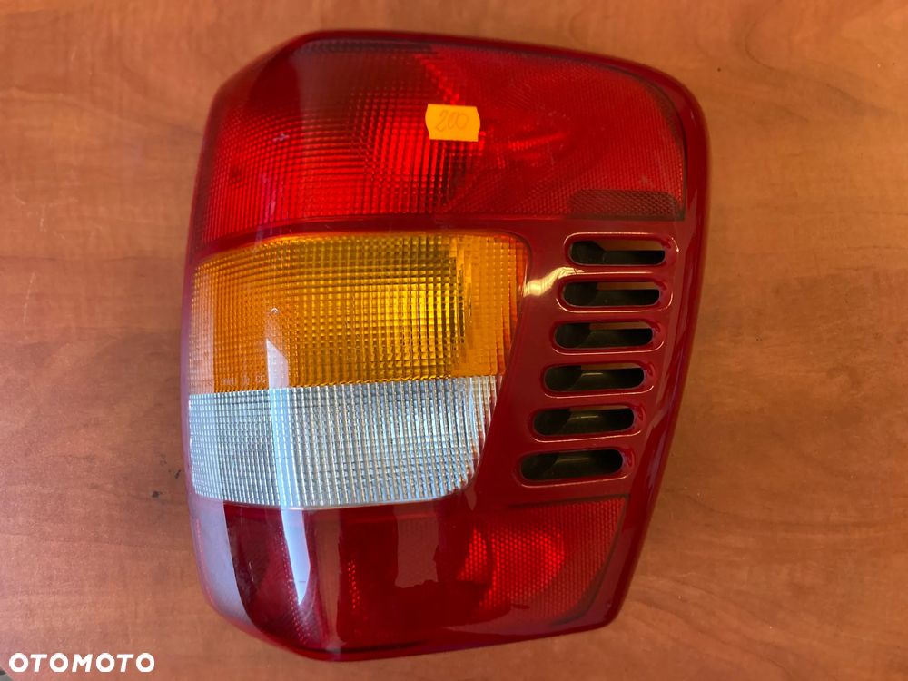 Lampa prawy tył Jeep Grand Cherokee 55155138 - 1