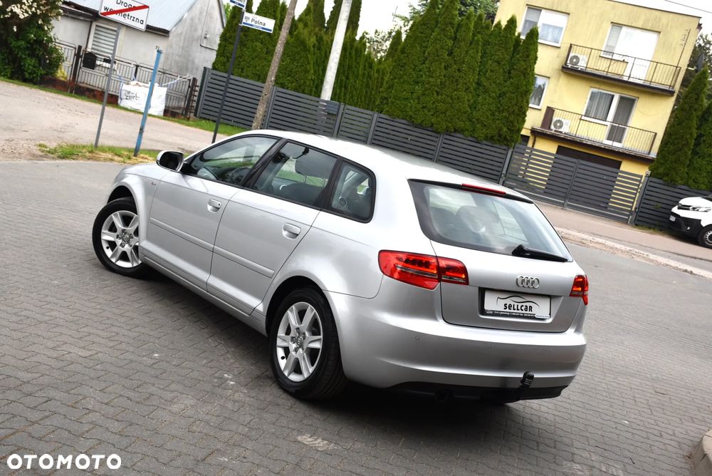 Audi A3 Sportback 2.0 TDI DPF S line Sportpaket - 3