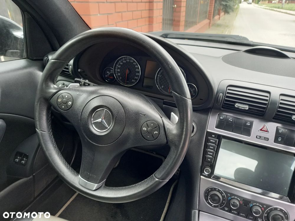 Mercedes-Benz CLC - 11