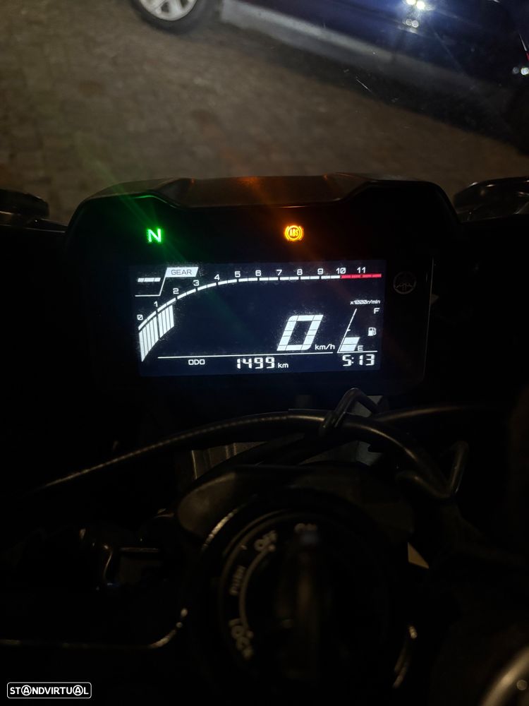 Yamaha YZF - 3