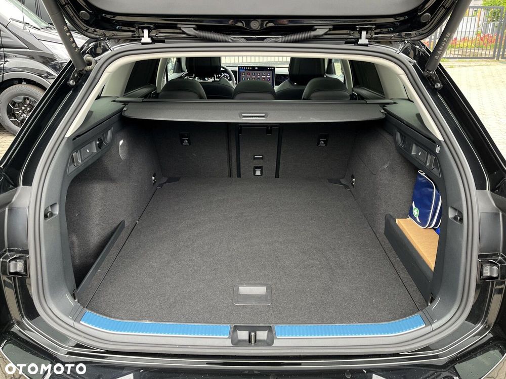 Volkswagen Passat Variant 1.5 TSI ACT mHEV Elegance DSG - 35