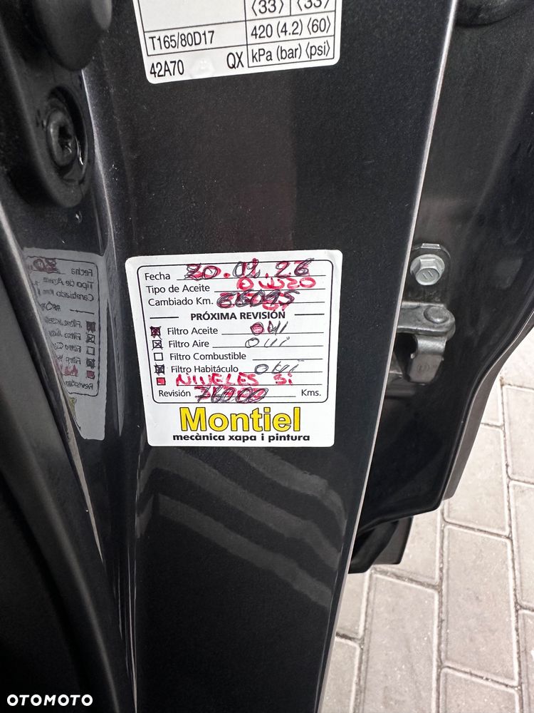 Toyota RAV4 2.5 Hybrid Comfort 4x2 - 35