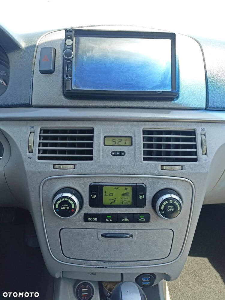 Hyundai Sonata - 10