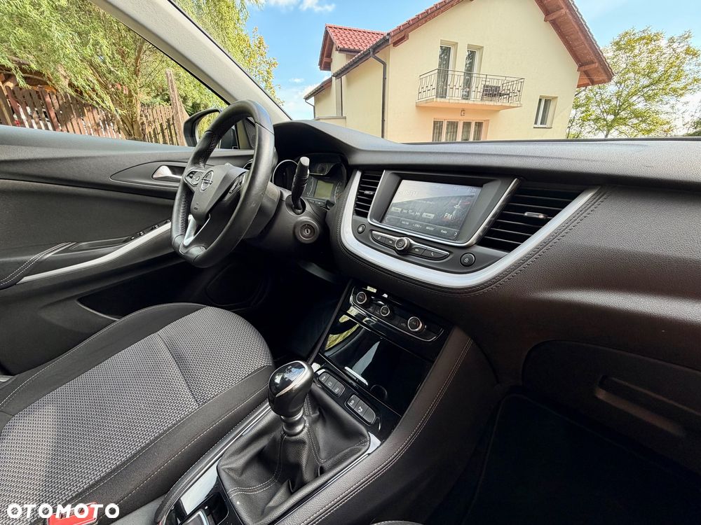 Opel Grandland X 1.2 T Enjoy S&S - 40