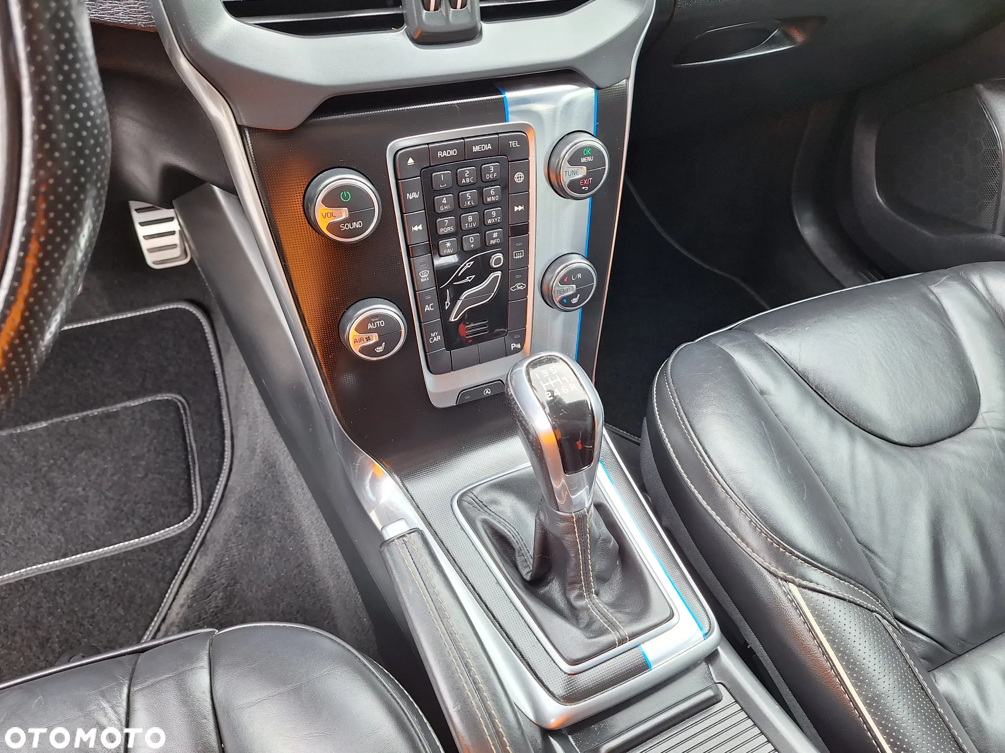 Volvo V40 D4 RDesign - 22