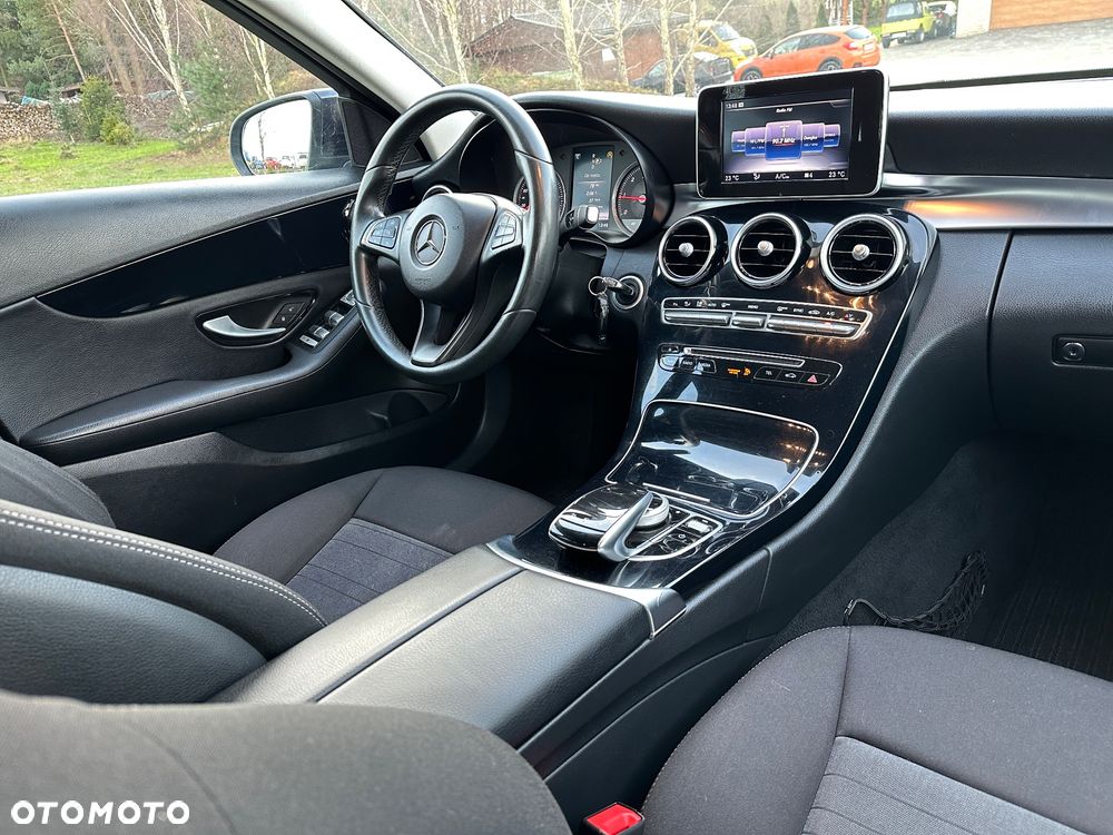 Mercedes-Benz Klasa C 200 (BlueTEC) d 7G-TRONIC - 7