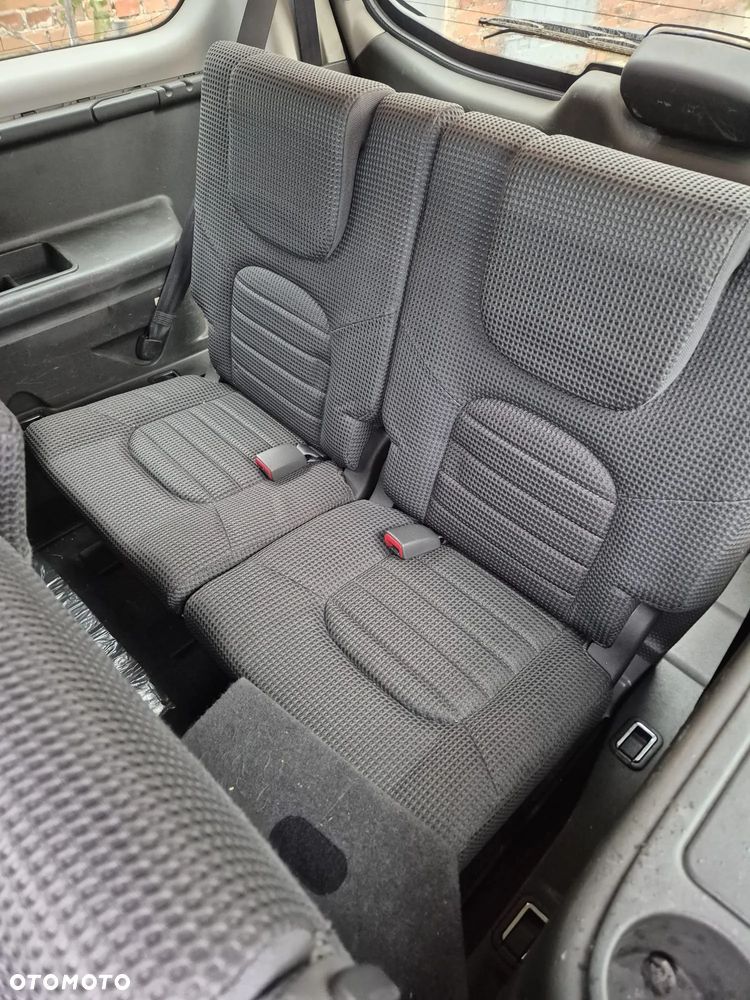 Nissan Pathfinder 2.5 dCi Elegance - 13