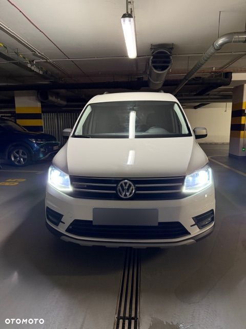 Volkswagen Caddy 2.0 TDI Alltrack DSG - 28