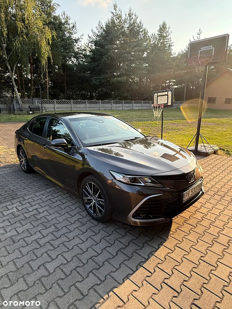 Toyota Camry 2.5 Hybrid Prestige CVT - 2
