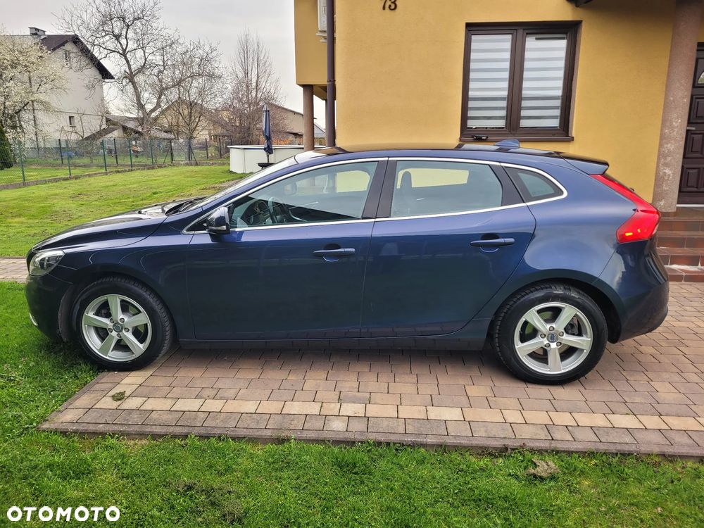 Volvo V40 D2 You - 2