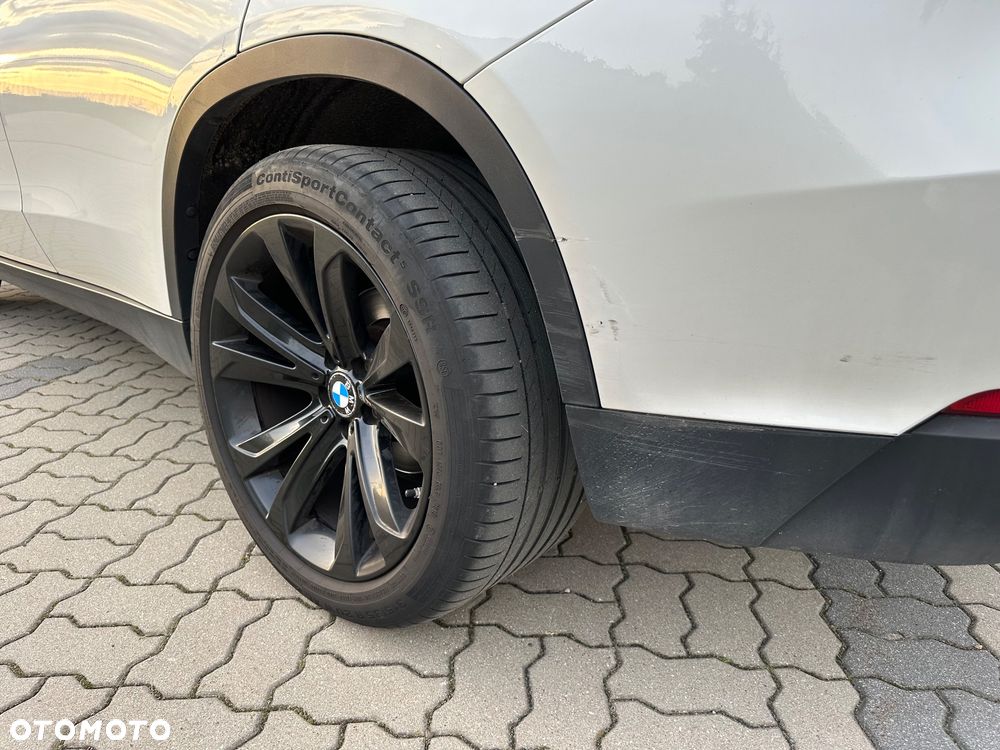 BMW X5 xDrive25d - 11