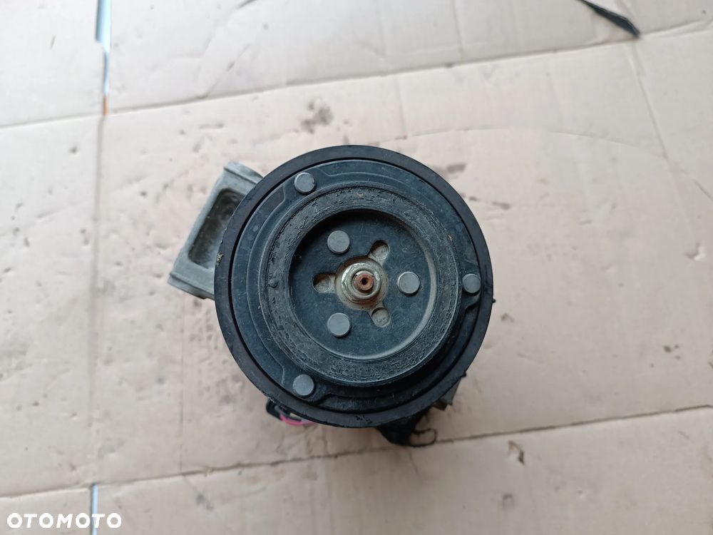 SPRĘŻARKA KOMPRESOR KLIMATYZACJI 39034464 OPEL ASTRA K - 5