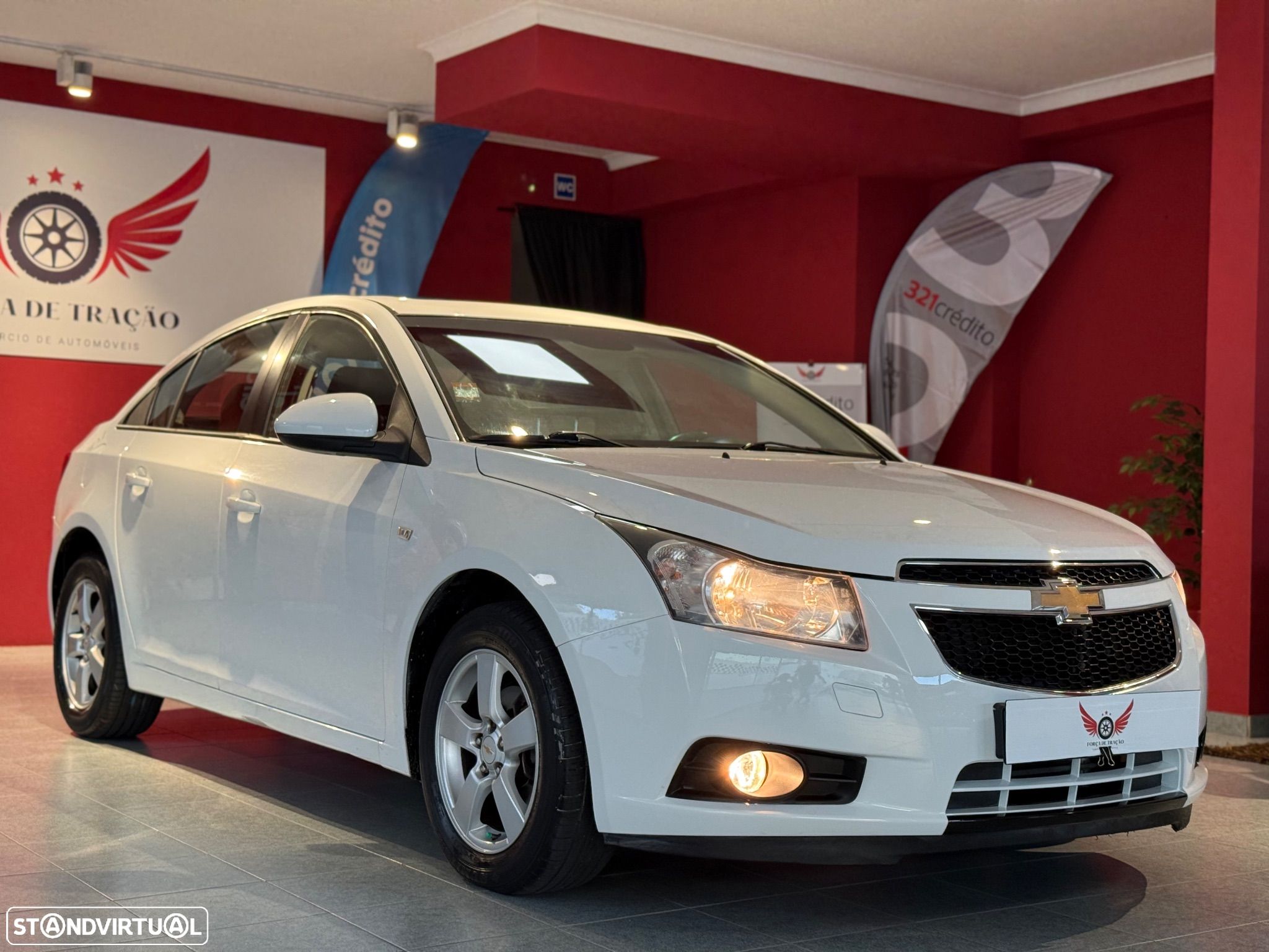 Chevrolet Cruze 1.6 LT - 1