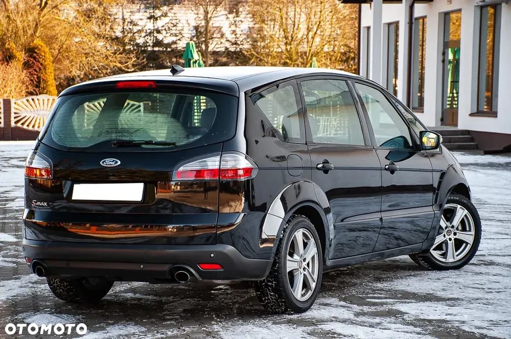Ford S-Max - 8