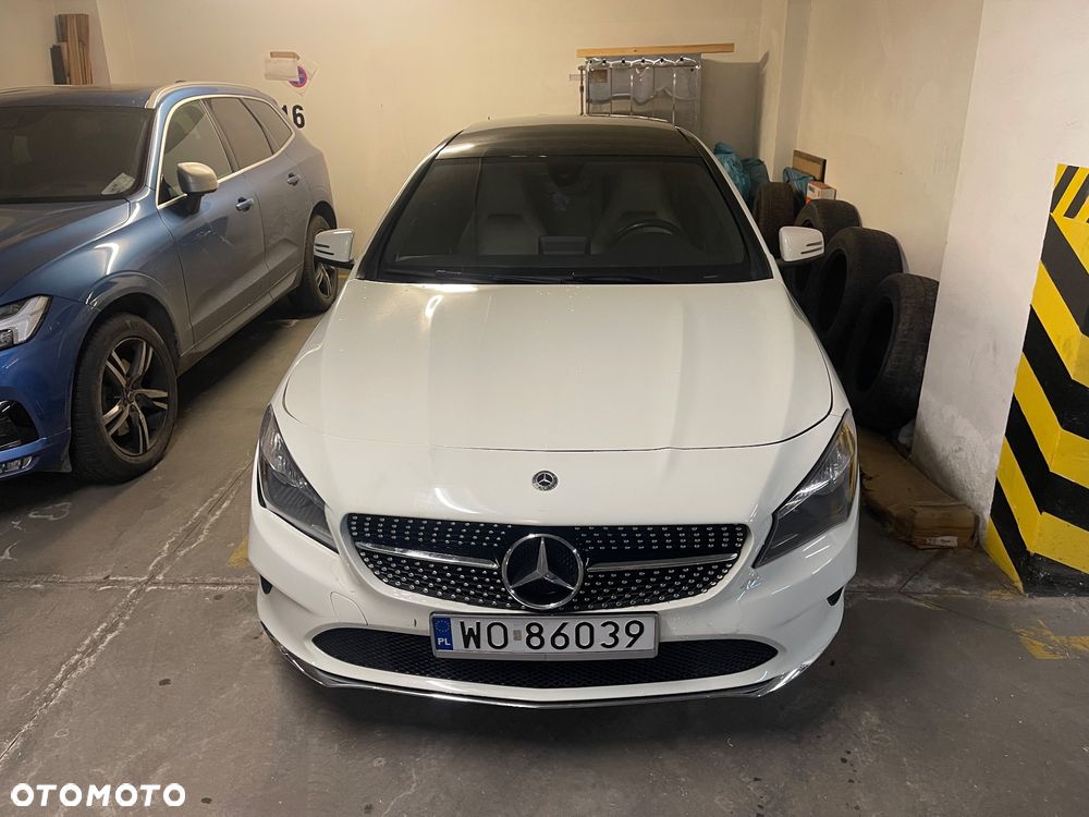 Mercedes-Benz CLA 250 7G-DCT - 17
