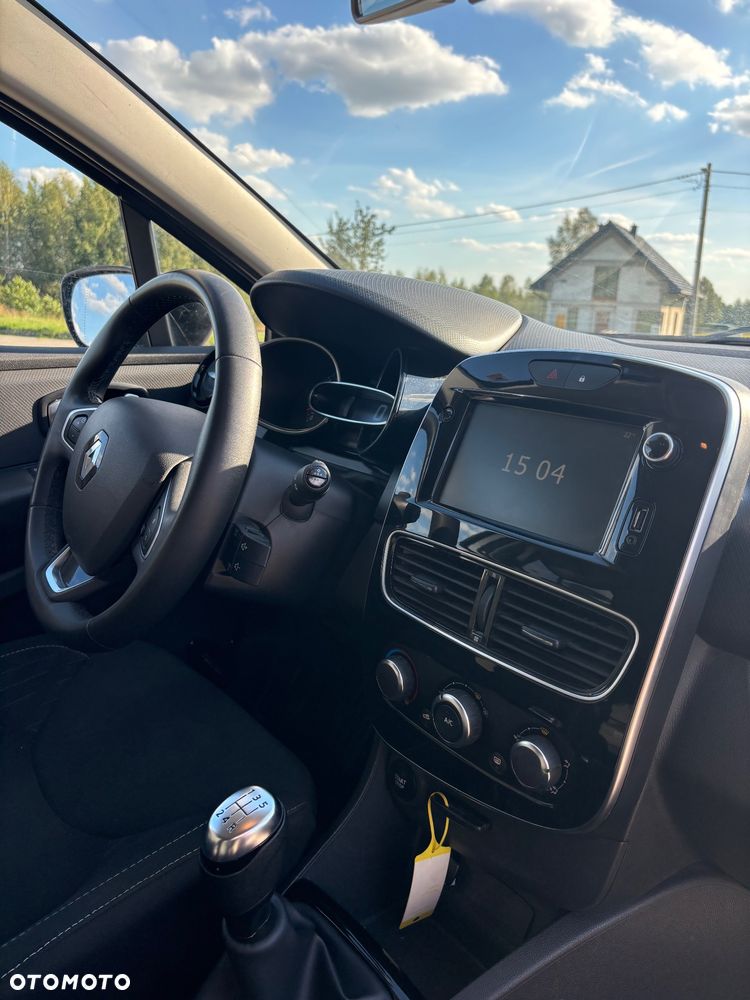 Renault Clio - 8