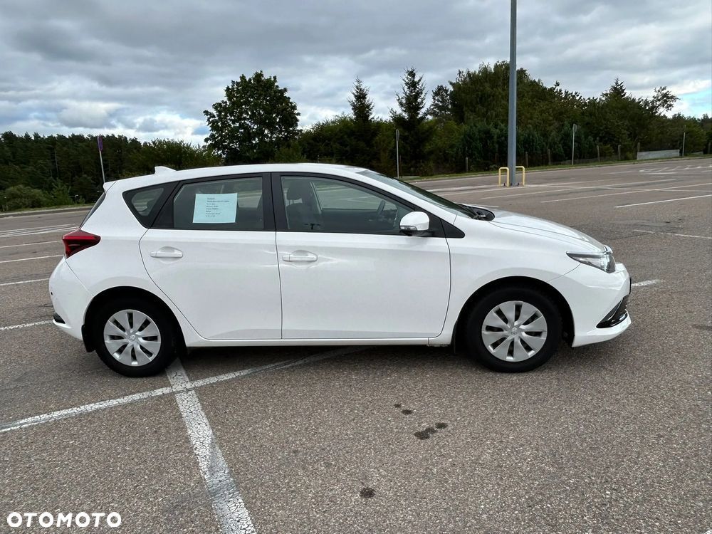 Toyota Auris 1.33 VVT-i Active - 17