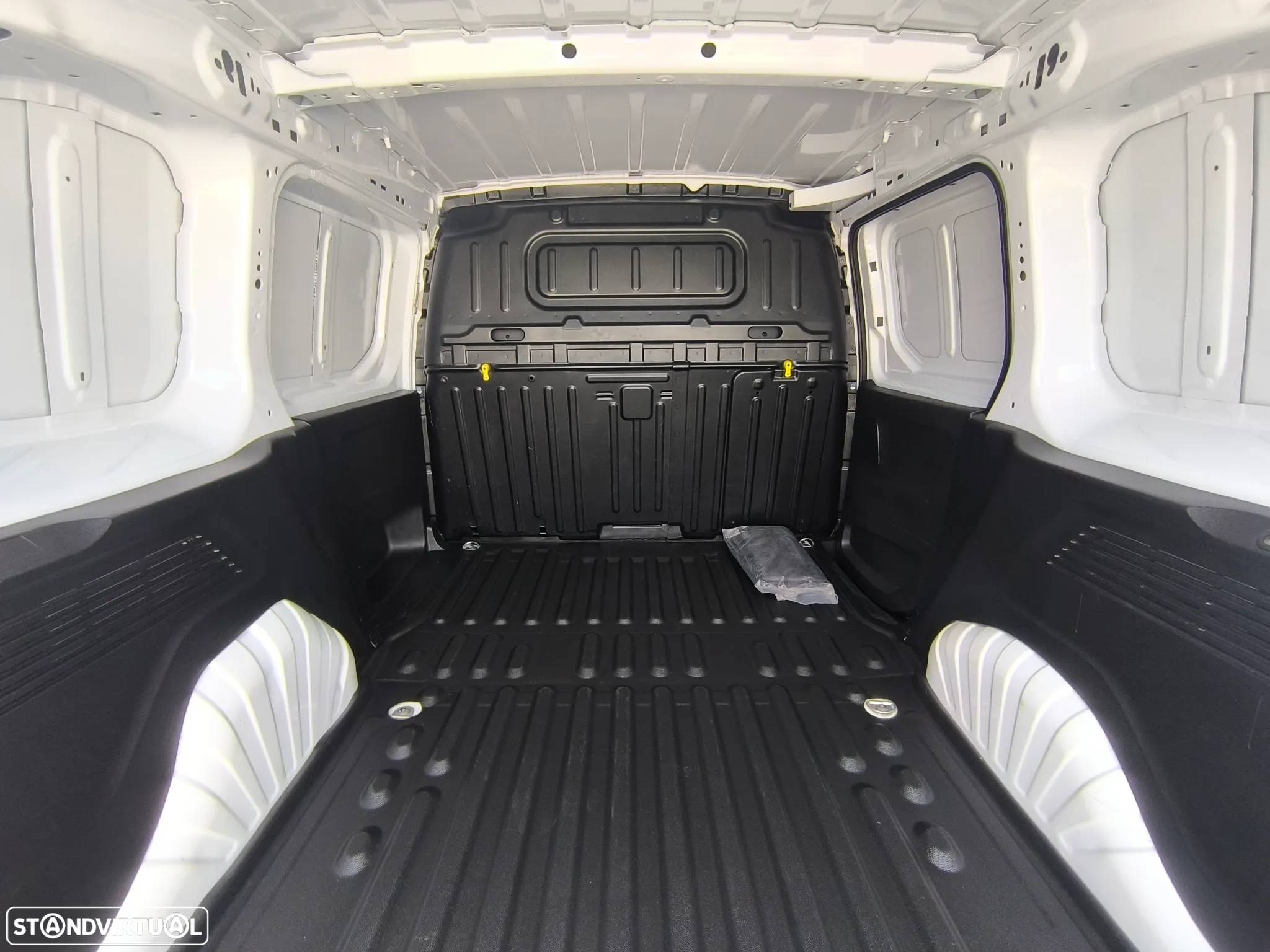Opel Combo 1.5CDTi 102hp L1H1 - 19