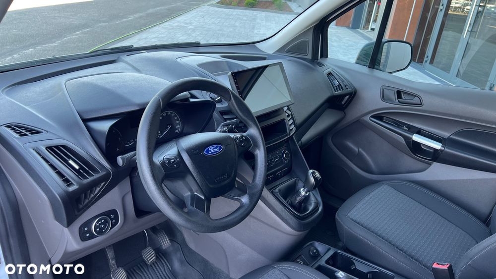 Ford Transit Connect - 12