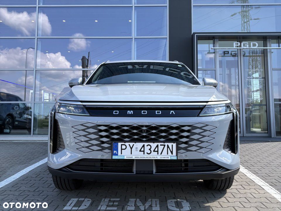 Omoda 9