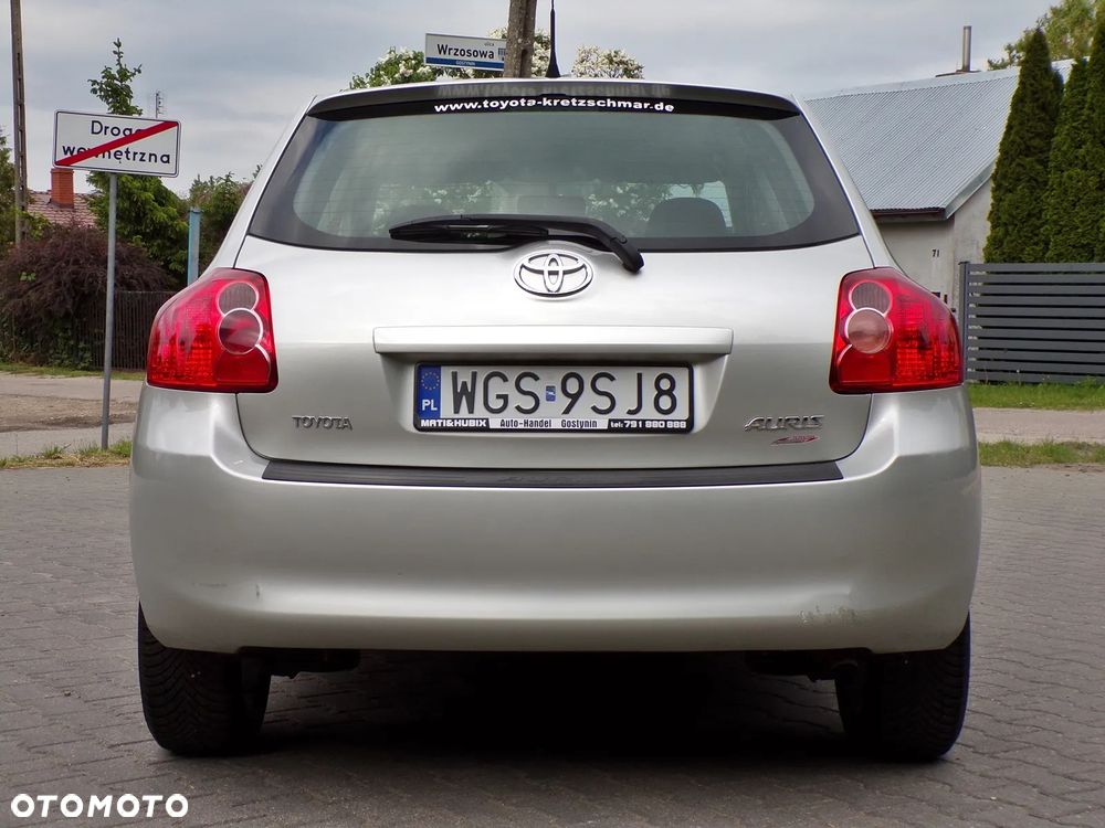 Toyota Auris 1.4 D-4D Life+ - 10