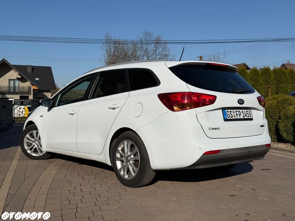 Kia Ceed 1.6 GDI Spirit - 15