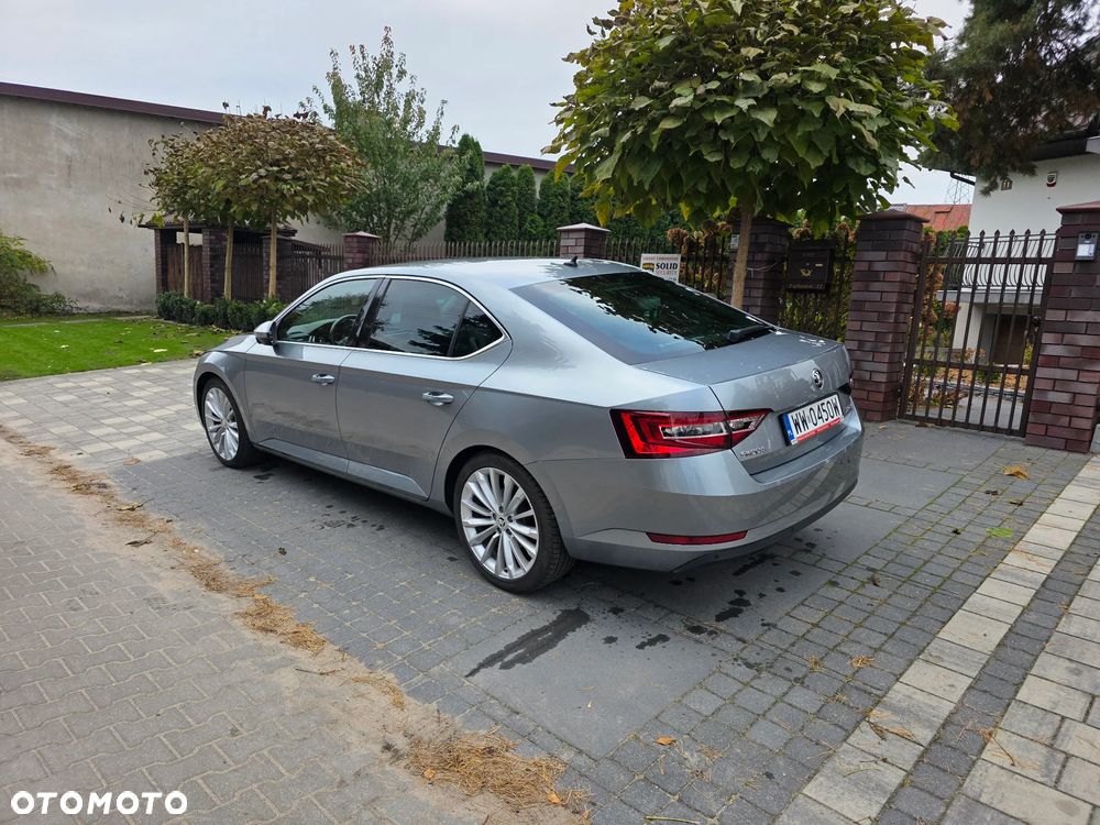 Skoda Superb 1.5 TSI ACT Style DSG - 5
