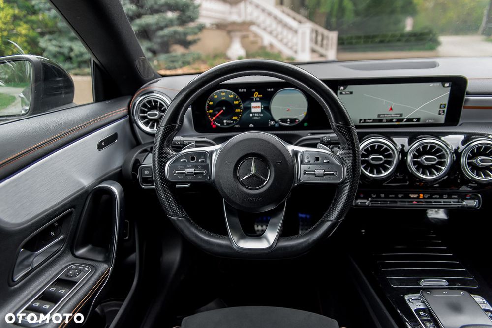 Mercedes-Benz CLA 220 Edition 1 7G-DCT - 30