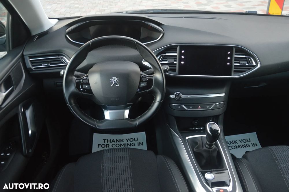 Peugeot 308 BlueHDi FAP 130 Stop & Start Allure - 27