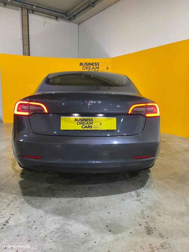 Tesla Model 3 Standard Range Plus RWD - 5