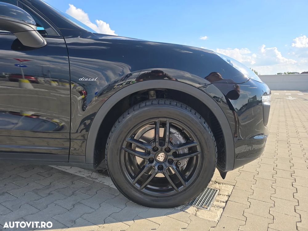 Porsche Cayenne - 9