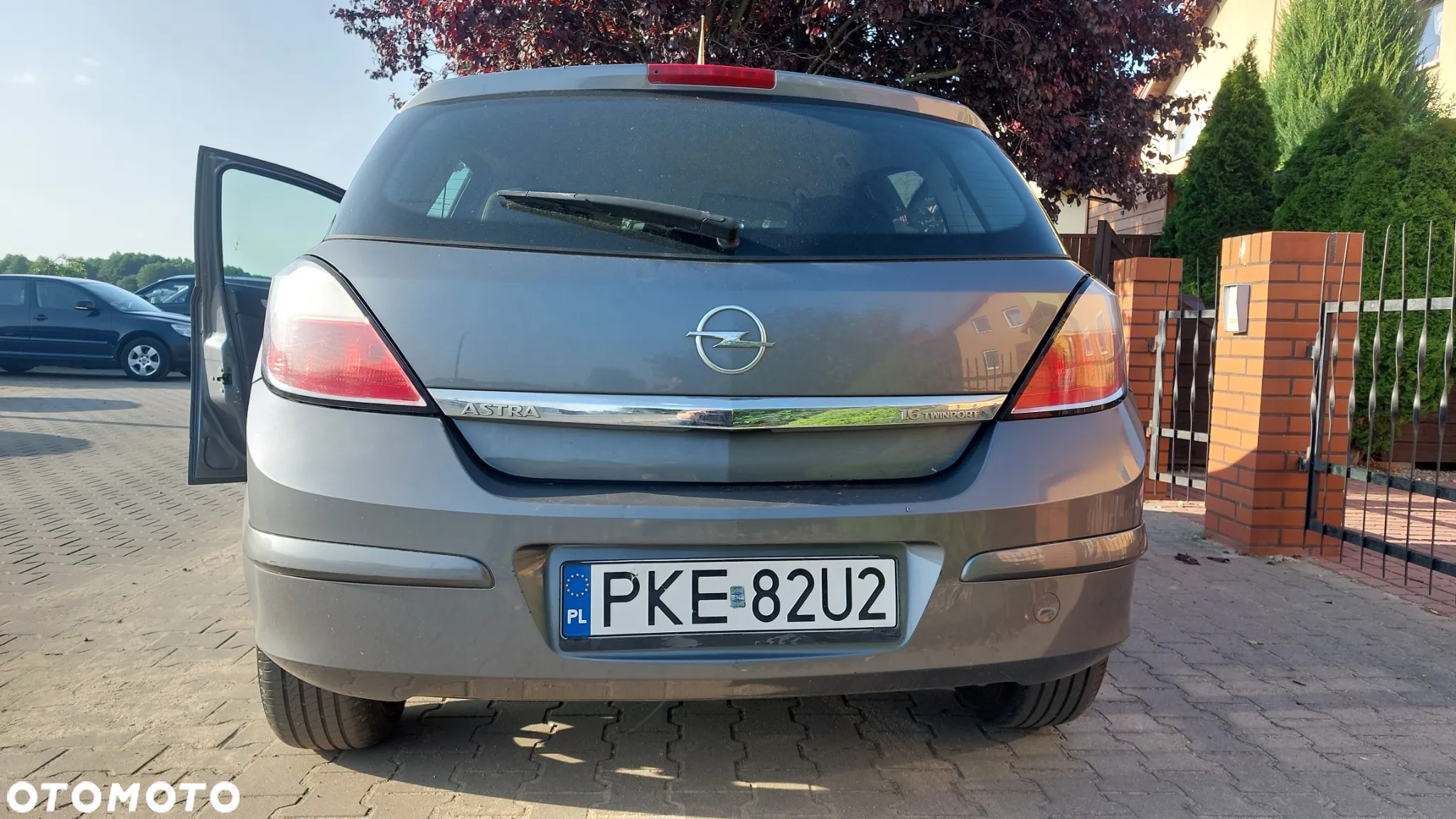 Opel Astra 1.6 NAVI - 13