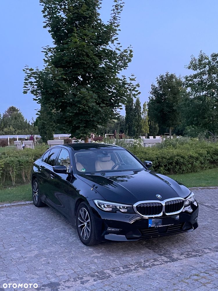 BMW Seria 3 320i xDrive Advantage - 8