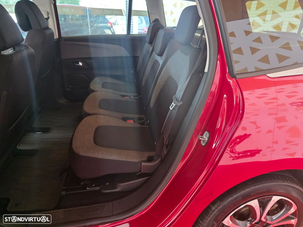 Citroën C4 Grand Picasso - 32