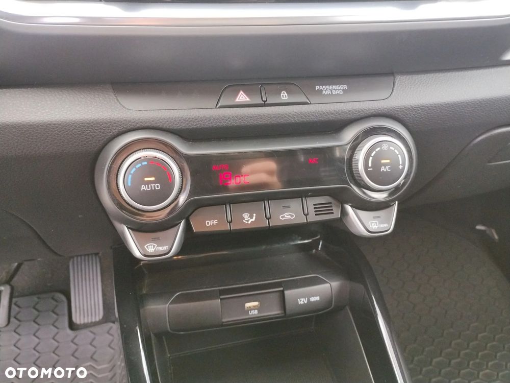 Kia Stonic 1.0 T-GDI L DCT - 22