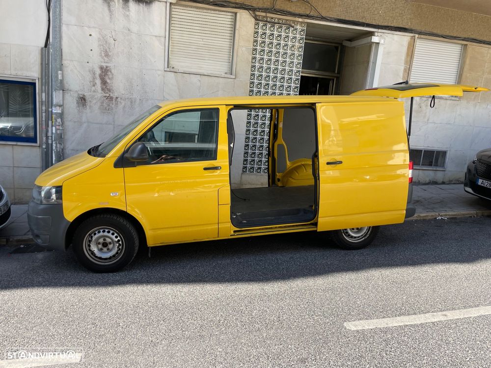 VW T5 Transporter 2.0 TDI - Original German Post Fleet - 4