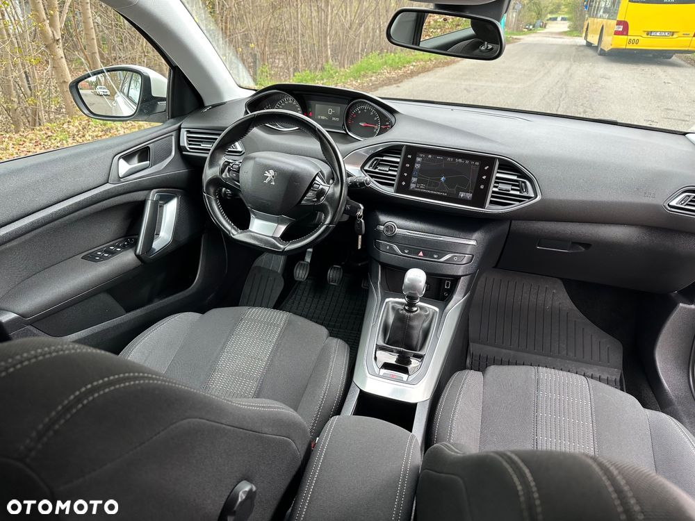 Peugeot 308 PureTech 130 GPF Stop & Start Allure - 9